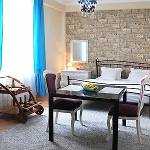 https://hotel-gallery.alltbilisihotels.com